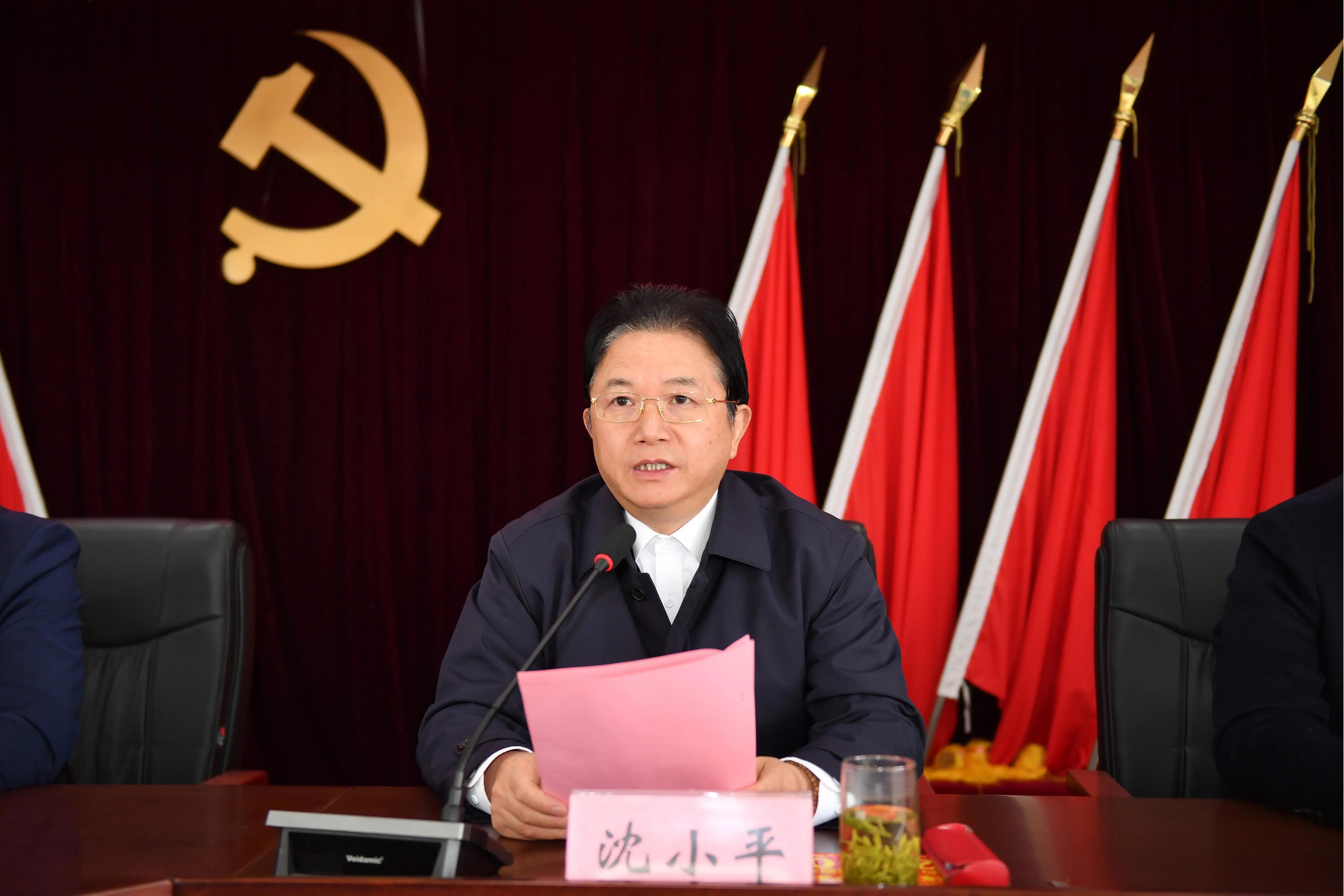 倾情十年 不忘乡梓 | 686名联星村老人领到“沈小平爱心助老金”